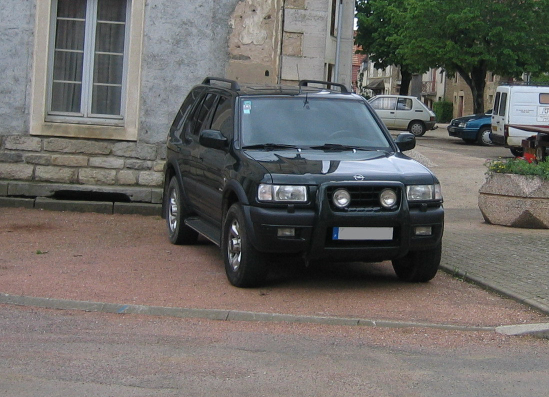 Opel Frontera 27